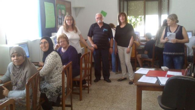 Sobresaliente en informática para los adultos de San Antón - 1, Foto 1