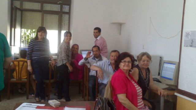 Sobresaliente en informática para los adultos de San Antón - 5, Foto 5