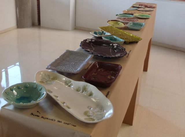 Las artes plásticas encuentran su sitio en la exposición de los talleres de la UP - 3, Foto 3