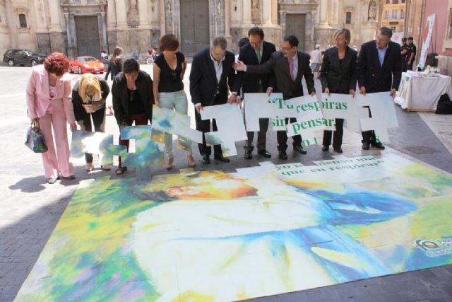El Alcalde apoya la campaña de la Asociación Murciana contra la Fibrosis Quística para el fomento de la donación de órganos - 1, Foto 1