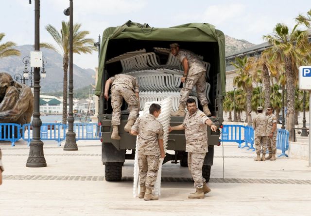 Las tropas ultiman detalles para la entrega de la bandera de la Escuela de Infantería de Marina - 3, Foto 3