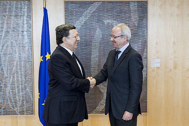 Valcárcel urge a Barroso sobre la necesidad de que las regiones dispongan del nuevo presupuesto europeo, clave para crecer y crear empleo - 1, Foto 1