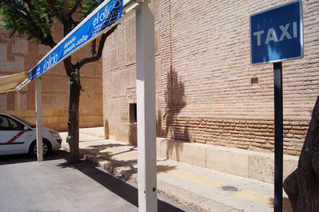 La Policía Local de Totana continúa trabajando en la erradicación del transporte ilegal de viajeros en el municipio - 1, Foto 1