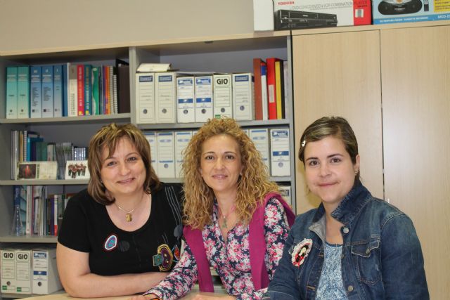 Los niños del taller de teatro municipal llenan el cine Velasco con sus representaciones, Foto 1