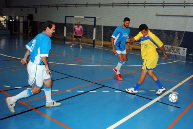 El partido contra el cáncer recauda en Las Torres de Cotillas cerca de 6.000 euros - 3, Foto 3
