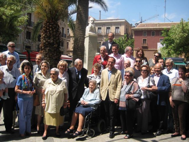 El Alcalde presenta la restauración integral del monumento en homenaje a Ricardo Codorniú, ´Apostol del Árbol´ - 1, Foto 1