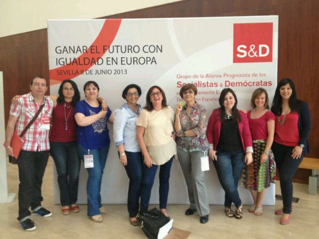 Murcianas socialistas apoyan en Sevilla el cambio en la Constitución para incorporar la Igualdad de Género, y en el partido las listas cremallera - 1, Foto 1