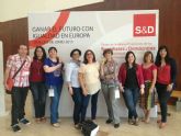 Murcianas socialistas apoyan en Sevilla el cambio en la Constitucin para incorporar la Igualdad de Gnero, y en el partido las listas cremallera