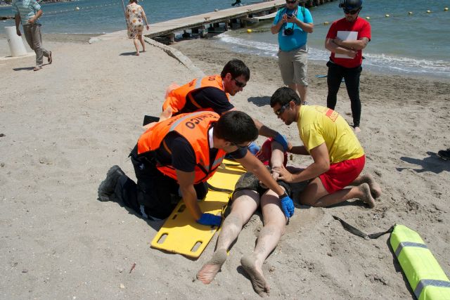 El paseo marítimo de Santiago de la Ribera acogió lo mejor del socorrismo en emergencias durante el fin de semana - 3, Foto 3