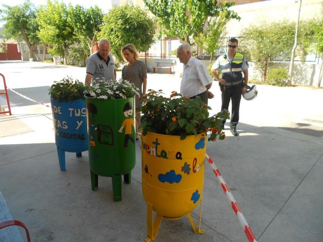 Maceteros decorados para embellecer San José de la Vega - 1, Foto 1