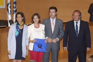 Cartagena recibe en Madrid las banderas de sus once playas con la Q de Calidad - 2, Foto 2