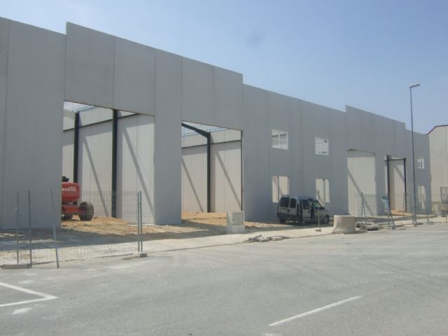 Proinvitosa started construction of four industrial buildings in Phase IV of the Industrial for sale or rent with option to buy, Foto 1