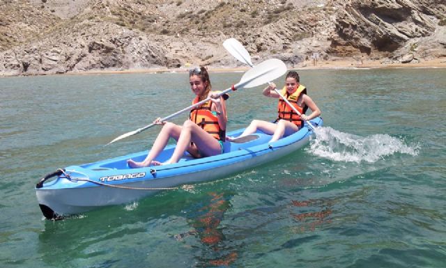 Durante el curso escolar 12/13 el Departamento de Educación Física del IES Francisco Ros Giner ha desarrollado una campaña para fomentar el deporte y los hábitos saludables - 2, Foto 2