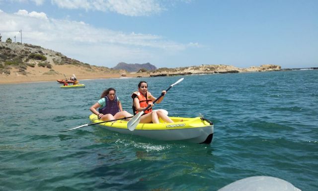 Durante el curso escolar 12/13 el Departamento de Educación Física del IES Francisco Ros Giner ha desarrollado una campaña para fomentar el deporte y los hábitos saludables - 3, Foto 3