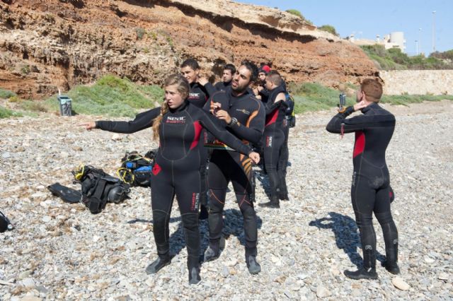 El buceo, una nueva oportunidad profesional gracias a la ADLE - 2, Foto 2