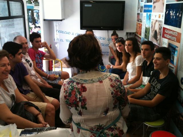 344 alumnos de centros educativos de Lorca participan en las actividades de difusión de la ciudadanía europea - 1, Foto 1