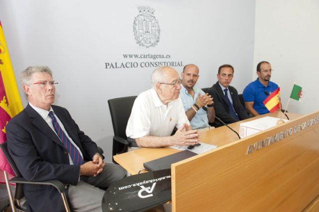 Cuarenta mil paladas unirán las costas de Cartagena y Orán - 3, Foto 3