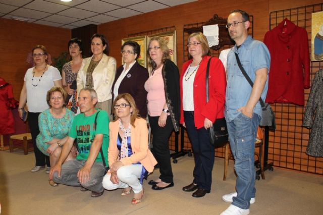 La Muestra de Trabajos de la Universidad Popular puede visitarse en Centro Sociocultural Roque Baños - 1, Foto 1