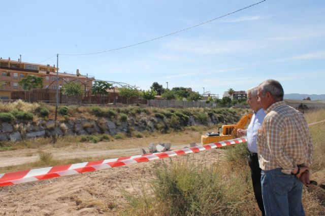 El Alcalde y el Concejal de Agricultura y Agua visitan las obras en la Rambla del Judío - 2, Foto 2