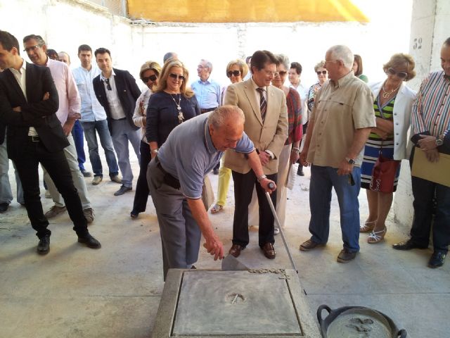 El inicio de las obras de reedificación del complejo de pisos de Residencial San Mateo sitúa en 600 el número de viviendas derribadas por los terremotos que ya están en reconstrucción - 4, Foto 4