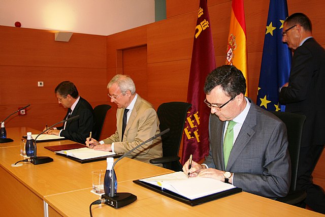 La Comunidad pone a disposición de pymes, emprendedores y autónomos 25 millones de euros para incentivar la ´economía real´ - 1, Foto 1