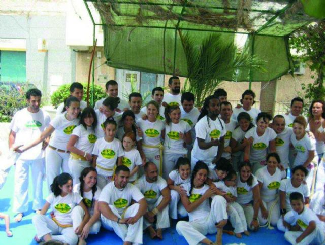Los ritmos de la Capoeira se cuelan en el barrio de Santa Lucía - 2, Foto 2
