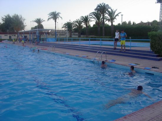 Las piscinas de la temporada del verano están ya abiertas desde el pasado día 8 de junio, Foto 1