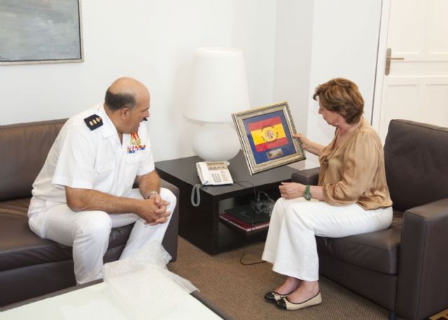 La alcaldesa recibe la visita del coronel de Infantería Marina y del nuevo director de La Opinión de Murcia - 3, Foto 3
