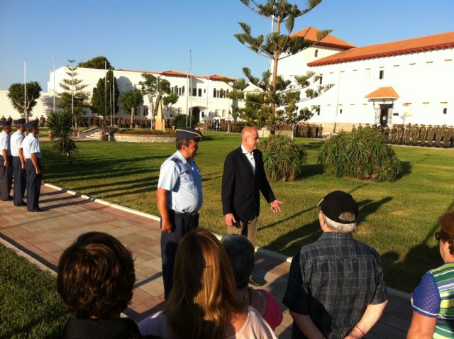 El Alcalde acompañó hoy a los vecinos en la última de las visitas guiadas a la AGA con motivo del 125 Aniversario de Santiago de la Ribera - 1, Foto 1
