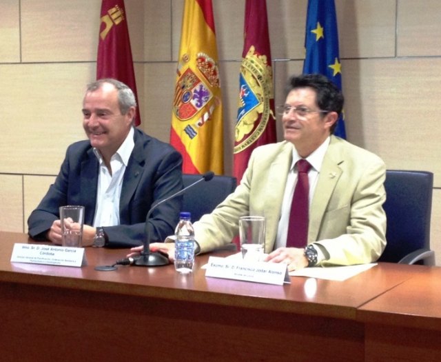 Lorca acoge el I Encuentro Sociosanitario para abordar la coordinación de todos los recursos y servicios existentes - 1, Foto 1