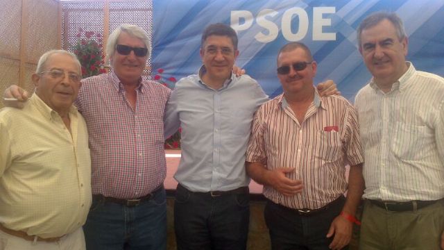 Los socialistas totaneros participan en Alcantarilla en el Da de la Rosa - 2