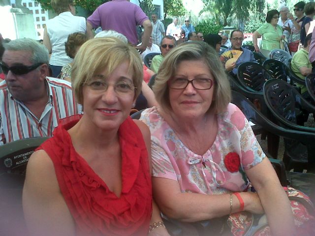 Los socialistas totaneros participan en Alcantarilla en el Da de la Rosa - 5