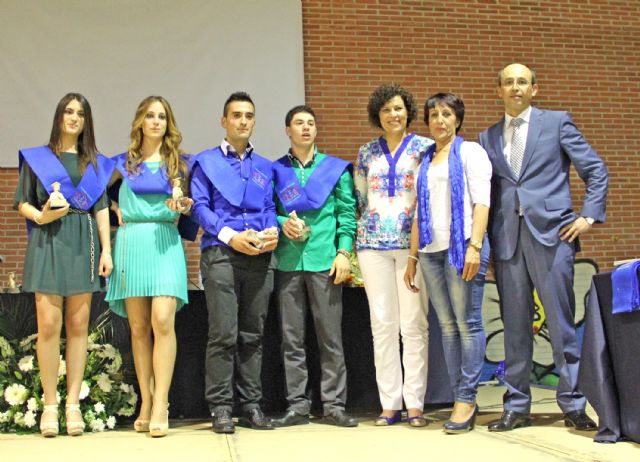 El IES Rambla de Nogalte celebra la graduación de más de un centenar de alumnos de Bachillerato y Ciclos Formativos - 2, Foto 2