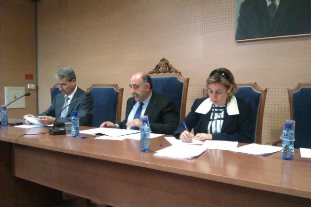 El Colegio de Abogados de Murcia celebra su Junta de Gobierno en Yecla para debatir los problemas de la abogacía y de la justicia - 1, Foto 1