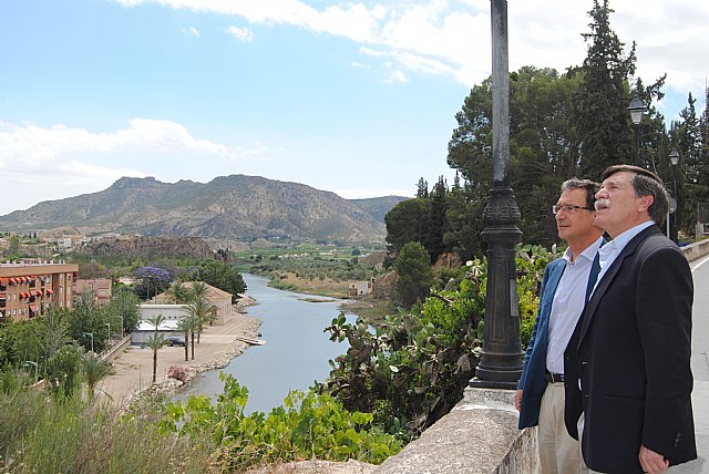 El delegado del Gobierno resalta el importante descenso porcentual de delitos y faltas en el municipio de Blanca - 1, Foto 1