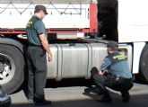 La Guardia Civil detiene a 10 personas por  la sustraccin de combustible