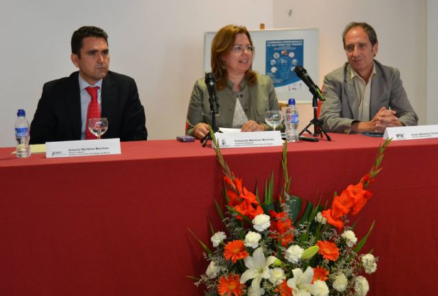 El Ayuntamiento, el SEF y el INFO exponen su cartera de servicios dirigida a las empresas - 1, Foto 1