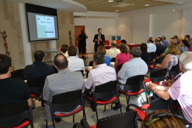 El Ayuntamiento, el SEF y el INFO exponen su cartera de servicios dirigida a las empresas - 2, Foto 2