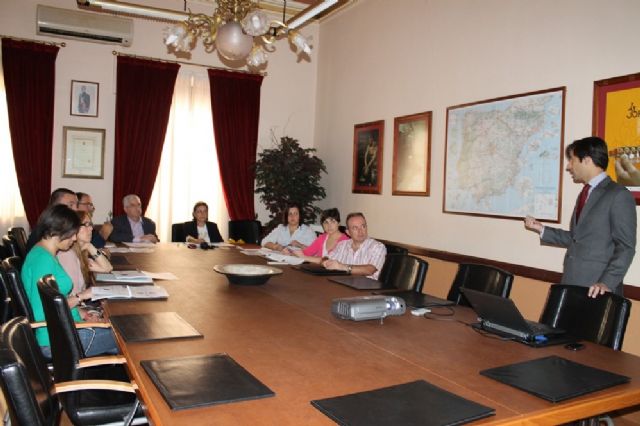 Presentado en Jumilla el estudio Identificación de oportunidades generadoras de empleo, en el sector turístico en la Comisión Local del Altiplano - 1, Foto 1