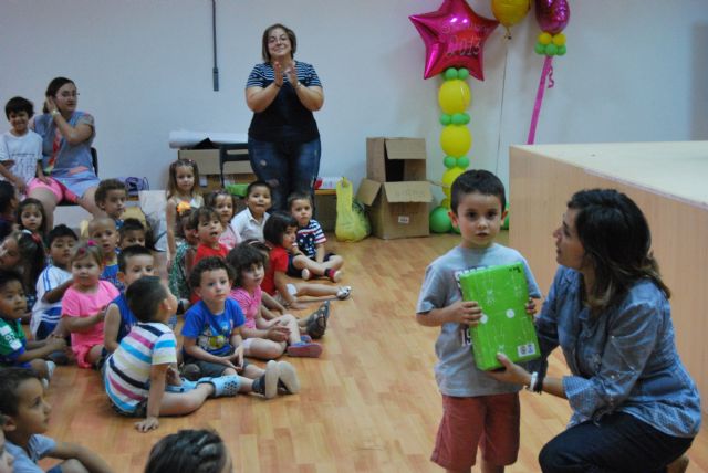 Premio para los buenos peatones y ciclistas del colegio Nueva Escuela - 2, Foto 2