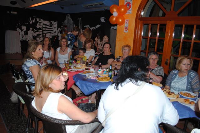 Las mujeres de la asociación Isabel González torreña despiden sus actividades 2012-13 - 4, Foto 4