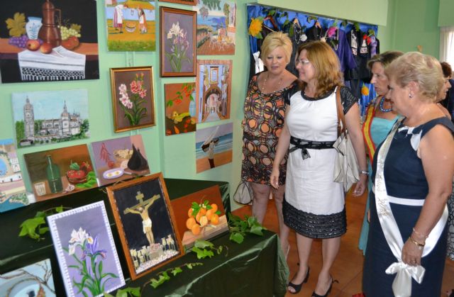 El hogar del Pensionista homenajea a sus socios mayores con motivo de las fiestas patronales - 1, Foto 1