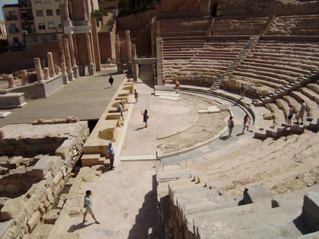 El Teatro Romano abrirá el lunes a los más de 4.000 cruceristas que llegarán al puerto - 1, Foto 1