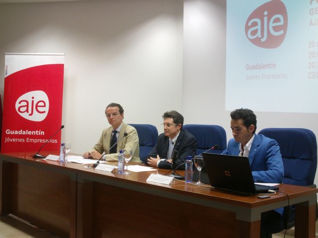 AJE Guadalentn celebra su Asamblea General Ordinaria 2013 acompañada de representantes polticos de toda la Comarca del Guadalentn, Foto 1