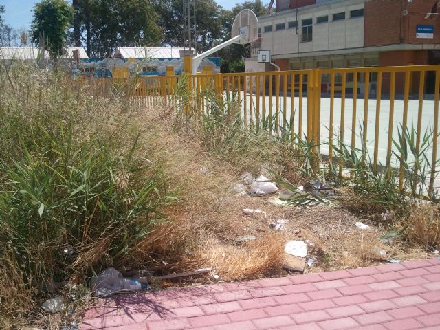 El Grupo Socialista exigirá en Pleno una actuación urgente para el Colegio Público Barriomar 74 - 1, Foto 1