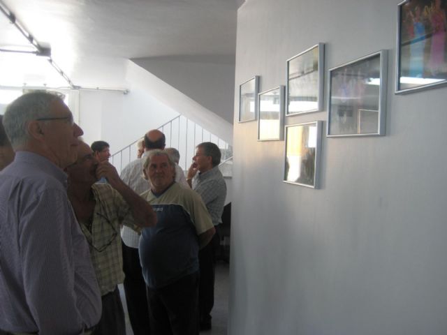 Calderón visitó las instalaciones del local social de Vista Alegre - 2, Foto 2
