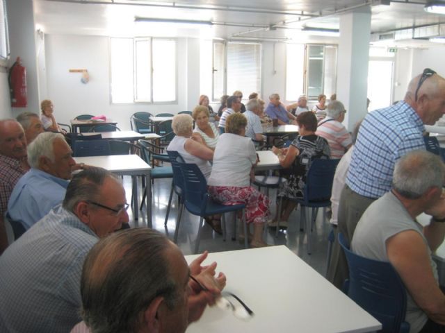 Calderón visitó las instalaciones del local social de Vista Alegre - 3, Foto 3