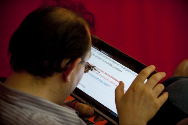 Expertos en fibra óptica procedentes de todo el mundo se dan cita en el ICTON - 3, Foto 3