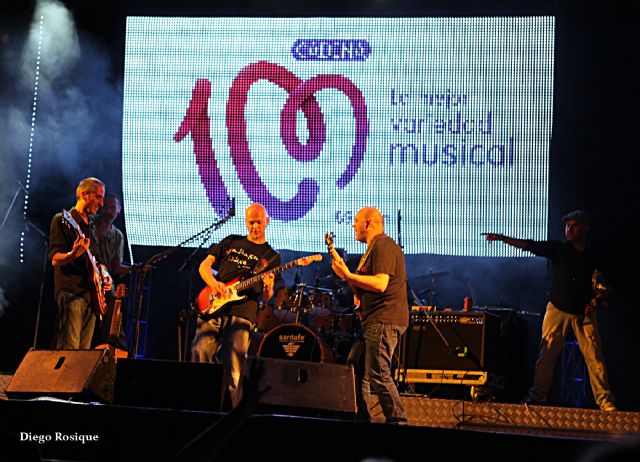 Vivos y directos de Celtas Cortos abre el verano en Águilas - 2, Foto 2