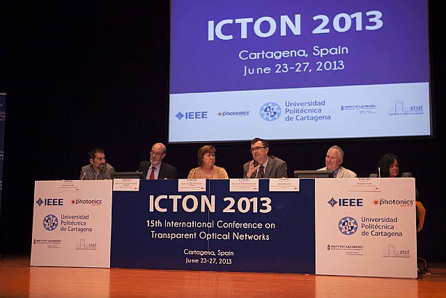 XV Congreso Internacional de Comunicaciones Ópticas -ICTON 2013 - 1, Foto 1